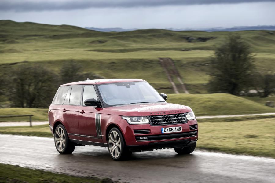  Land Rover Range Rover SVAutobiography Dynamic 2016 года  (UK) (фото 23 из 35)